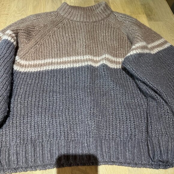Xirena sweater - Picture 3 of 6